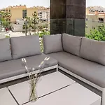Inf4.5p- Modern 3 Bed Next To
